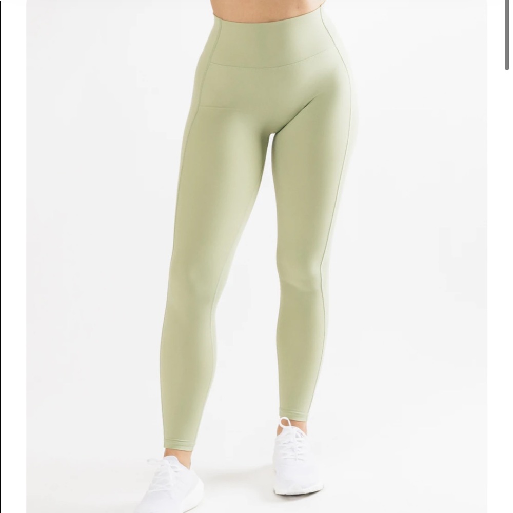 Alphalete matcha pulse kinetic legging